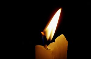 Cade una candela ed appartamento va a fuoco: anziano soccorso Blackout a Busalla per incendio a un quadro elettrico Enel