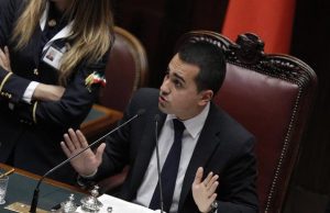 Di Maio: decreto Genova in giornata al Quirinale, Autostrade non metterà una pietra