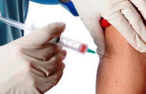 Autopsia su 41enne in Portogallo: causa decesso non è dovuta al vaccino anti Covid Vaccinazione antinfluenzale over 60: fino al 24 novembre a Palazzo Ducale