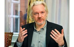 Julian Assange arrestato a Londra in ambasciata Ecuador Assange, dalla britannica Patel il via libera all’estradizione negli Usa