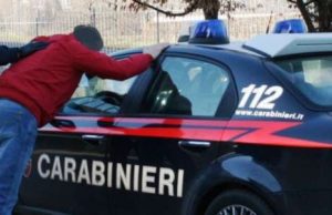 Droga da Foggia a Milano e Genova: presi 5 italiani e 17 marocchini. Corrieri su bus di linea