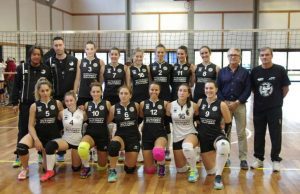 Pallavolo, Autorev dalla capolista
