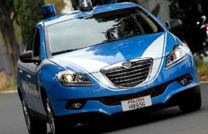 Giovani marocchini irregolari rubano in un bar: arrestati ed espulsi