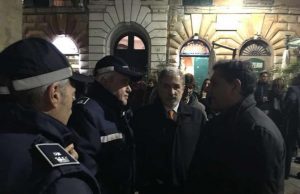 Mala movida, residenti tutti d’accordo: ora basta, denunciamo il sindaco Bucci