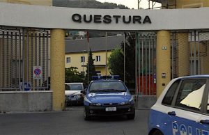 Maltrattamenti nei confronti dell’ex, savonese arrestato Vende alcol a minori, Questore chiude locale di Finale Ligure