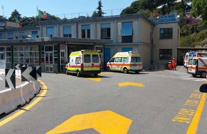 Fiamme al pronto soccorso del S. Martino: ricoveri bloccati fino alle 8,30 di oggi
