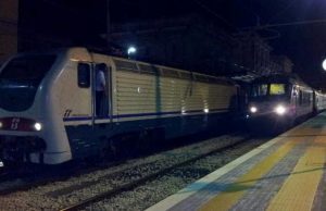 Tragedia a Manarola: senegalese 24enne si getta sotto un treno Tragedia a Manarola: senegalese 24enne si getta sotto un treno