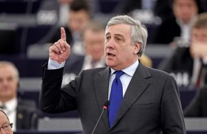 Facebook: la procura di Roma indaga e l’Europa chiede regole