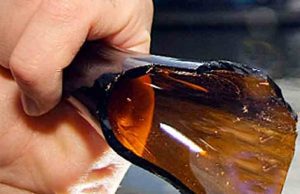 Savona, 34enne aggredito nella notte a bottigliate finisce al pronto soccorso Sestri Levante, rissa a bottigliate: tre feriti e arresti