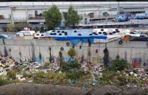 Bolzaneto, campo nomadi abusivo via Bruzzo: ruspa e sgombero