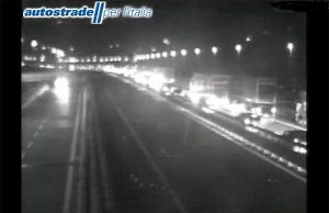 Incidente A10, alle 21 ancora coda di 9 chilometri tra Celle e complanare