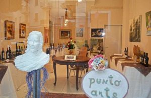 Ad Albenga successo per la collettiva da PuntoArte