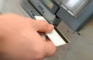 Dipendenti pubblici e furbetti del cartellino: arrestato operaio comunale di Alassio