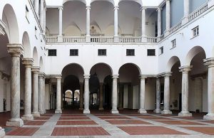 Davis, il campo da tennis allestito nel porticato del Ducale