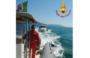 Spezia, i vigili del fuoco soccorrono imbarcazione di 7 metri