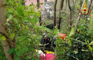 Anziana scivola da un sentiero nello spezzino: soccorsa dai VVF