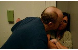 Spezia, caso medico e infermiera. Cassazione: bacio sulla guancia è violenza sessuale