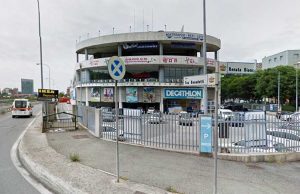 Coronavirus | Decathlon: chiusura momentanea dei negozi ma rimane aperto l’online Ruba una maglia dell’Italia e spintona vigilante: marocchino denunciato