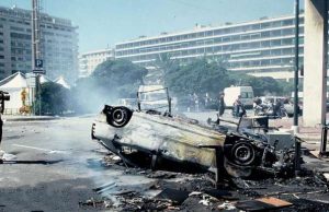 Devastazioni G8 2001, black bloc condannato in Italia e ancora libero in Francia