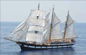 La bandiera del Gaslini sventolerà sulla Nave Palinuro