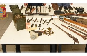 San Biagio, la Polizia scopre arsenale da guerra: un arresto
