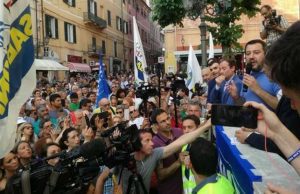Liberi non schiavi: ovazioni e piazze piene per Salvini a Sarzana, Sestri L. e Imperia