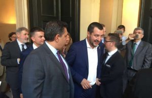 Duro attacco a Salvini e bufera su Famiglia Cristiana, Toti: stavolta l’hanno sparata grossa