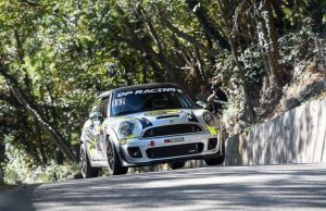 Roberto Malvasio riprende dalla salita del Passo dello Spino