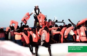 Salvini: squallido. E Ong Aquarius condanna uso foto Benetton: ci dissociamo