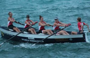 Vernazzola si veste a festa con regata di Gozzi, fuochi e musica