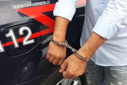 Truffa finto carabiniere, anziani di Rapallo nel mirino: arrestato un napoletano S. Margherita, si avvicina alla ex convivente nonostante divieto: 50enne arrestato
