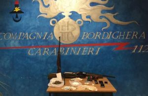 Banda pericolosa, sequestrate droga e armi: arrestati 3 albanesi e un italiano