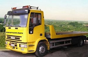 Francese per riavere auto rimossa paga 110 multe arretrate