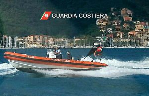 Capo Mele, soccorso per una barca in difficoltà