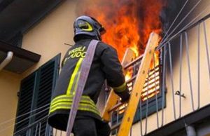 La Spezia, perdita gas da bombola: esplosione in casa. Un ferito