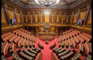 Governo, Conte ottiene fiducia del Senato | Diretta