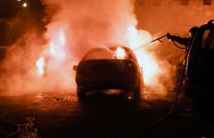 Pegli, auto in fiamme in via Ungaretti: rogo spento dai VVF. Nessuno all’interno Santa Margherita, identificato autore dell'incendio doloso di un'auto