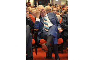 Carige, Malacalza annuncia le dimissioni dal CdA