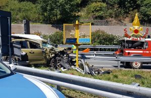 Incidente mortale in A10: vittima una pensionata piemontese. Coda di 8 chilometri