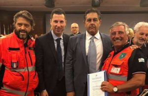 Alluvioni 2014, Toti e capo Protezione civile Borrelli premiano i soccorritori liguri