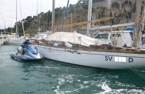 Motoveliero concertificato sicurezza scaduto sanzionato ad Alassio