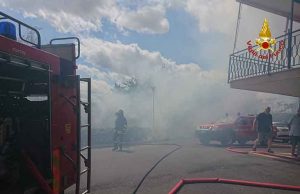 Spento l’incendio nei pressi del campo di calcio di Ceriale