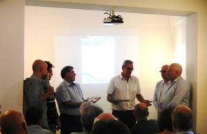 Ad Arnasco premiati la multinazionale Vioryl el il professor Rossi