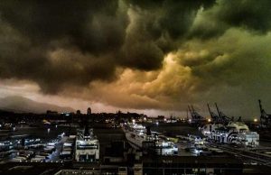 Allerta rossa e arancione per temporali sulla Liguria