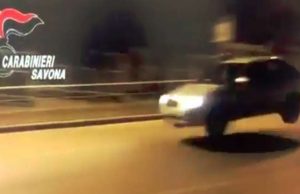 Fast and Furious, gare di velocità in centro a Savona. Denunciati 2 giovani | Video