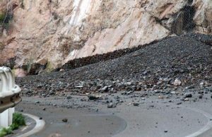 Ore 10, frana sull’Aurelia tra Spotorno e Noli: strada chiusa