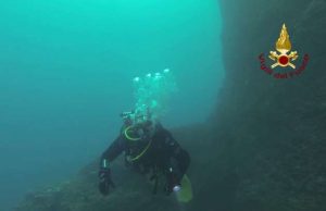 Immersione sotto faro di Portofino, VVF: fondale come paesaggio lunare | Video