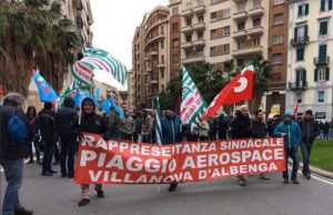 Dipendenti di Piaggio Aerospace: manifestazione a Savona, mille in corteo