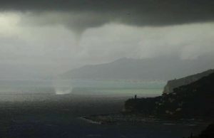 Paurosa tromba d’aria a Finale Ligure | Foto