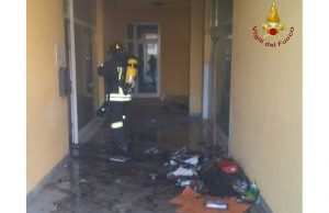 A fuoco poliambulatorio a Brugnato, fiamme spente dai VVF